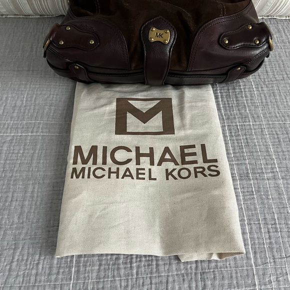 Michael by Michael Kors - Suede and leather handbag - Picture 2 of 14